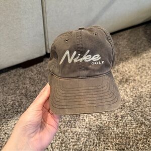 Nike Golf Cap in Gray
